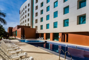 Гостиница Fiesta Inn Culiacan  Кулиакан Росалес